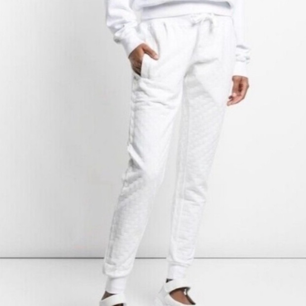 LA DETRESSE Revolve White Widow Weiss Quilted Jogger Pants Sweatpants Joggers